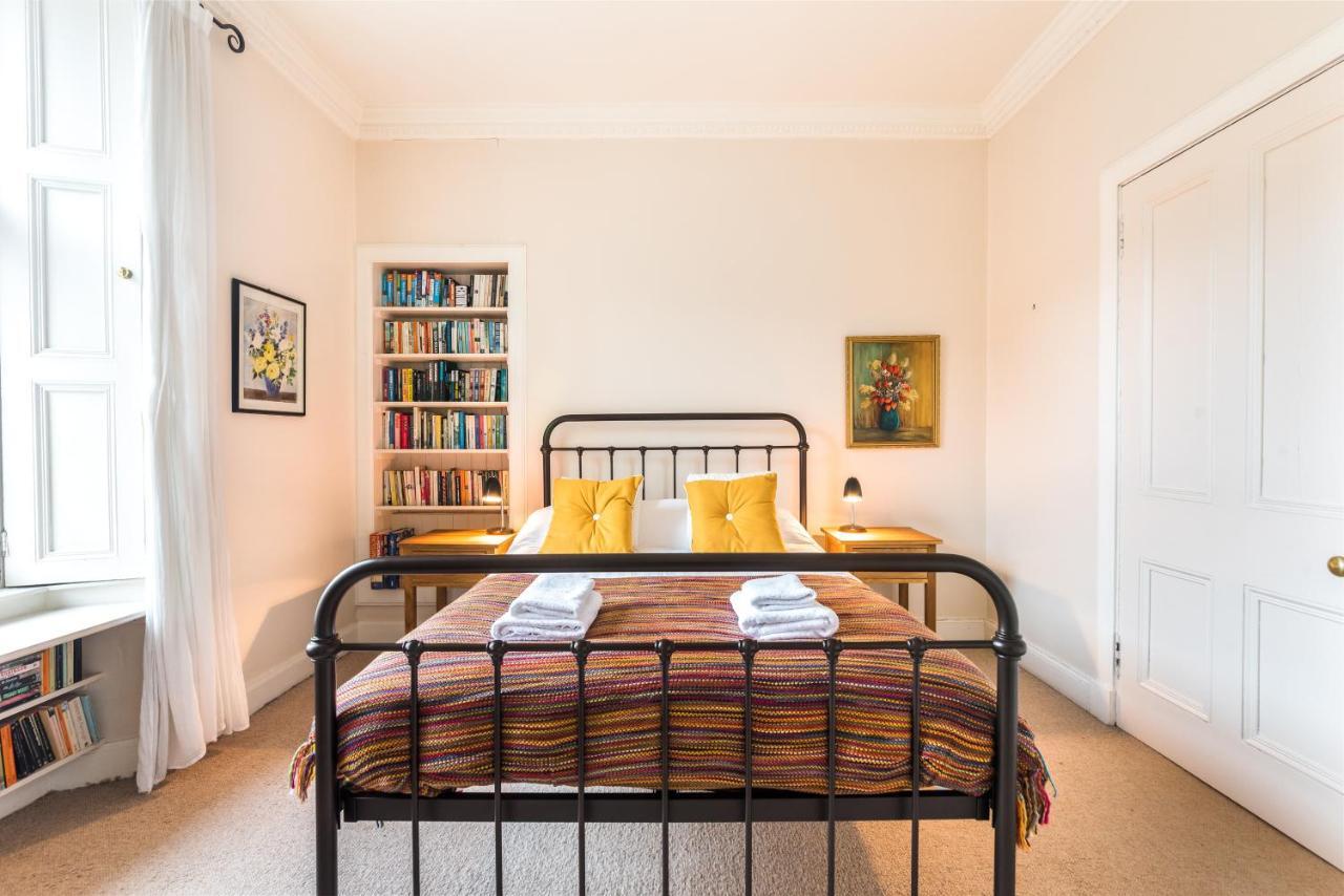 Spacious & Unique City Central 1 Bed With Wifi เอดินบะระ ภายนอก รูปภาพ